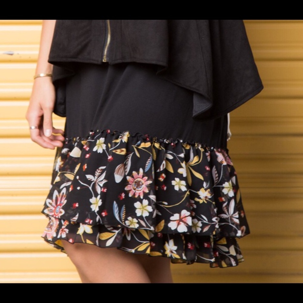 Magnolia Floral Print plus size skirt extender 1x